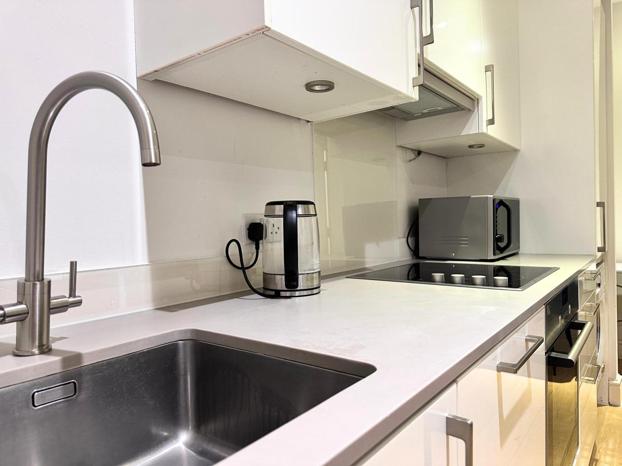 Mayfair Studio By Oxford Street - Luxurylondonstays Екстер'єр фото