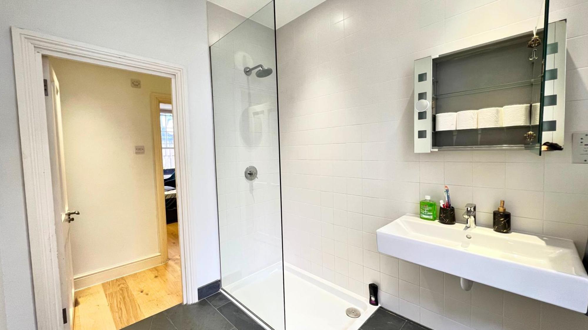 Mayfair Studio By Oxford Street - Luxurylondonstays Екстер'єр фото